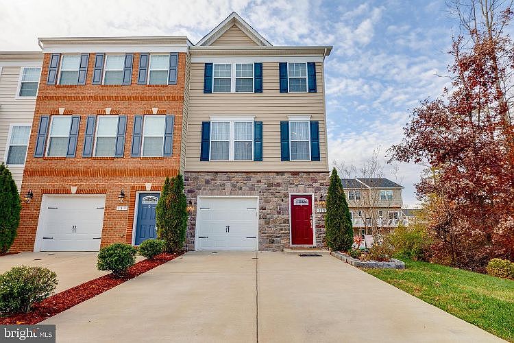 1st image of 110 Hidden Brook Dr