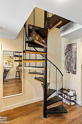 5th image of 143 Mulberry St Penthouse A