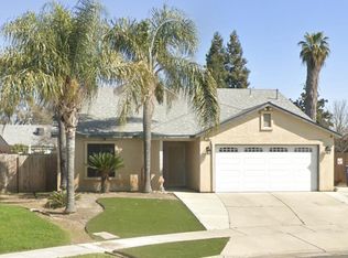 1151 Skyle Ln, Kingsburg, CA