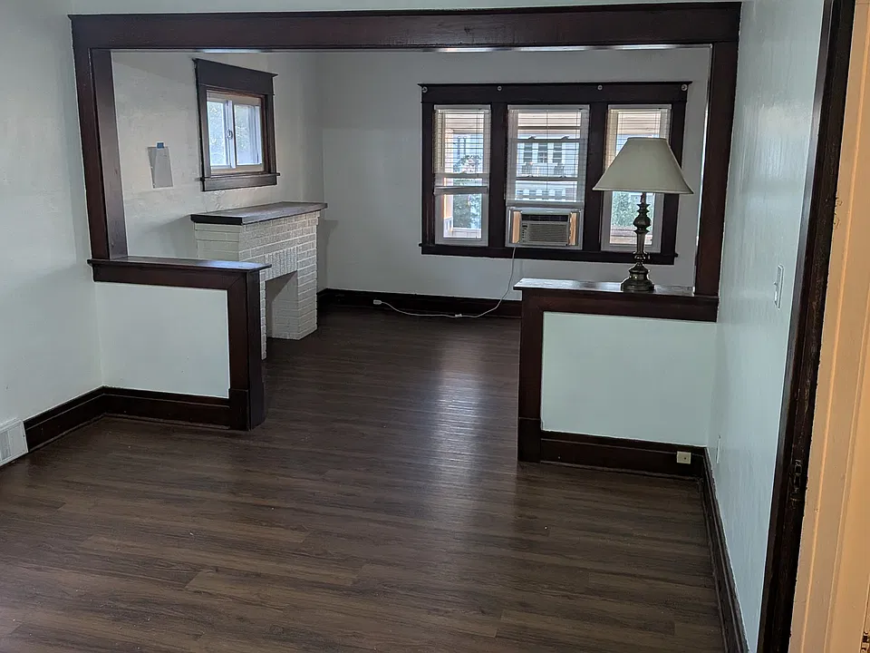 32 Shoreham Pkwy #2