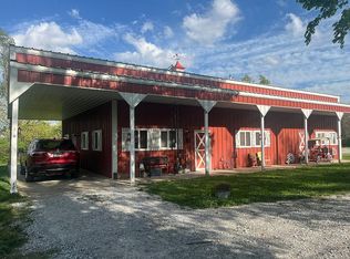 204 6th Ave NE, Gravette, AR 72736