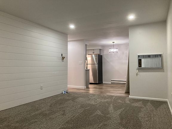 5th image of 376 Village Blvd N