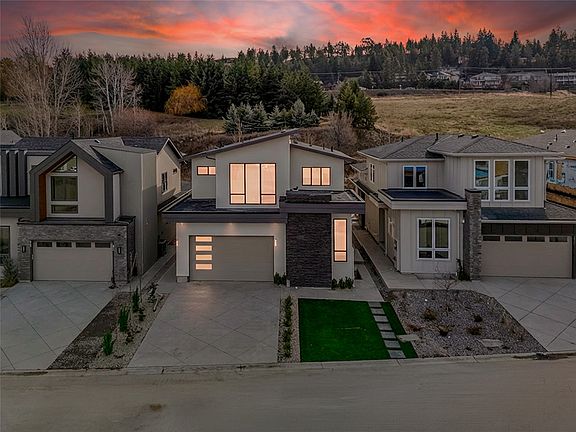 2nd image of 1008 Bull Cres