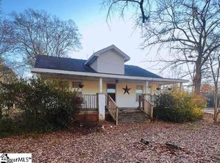313 S Georgia Ave, Chesnee, SC 29323
