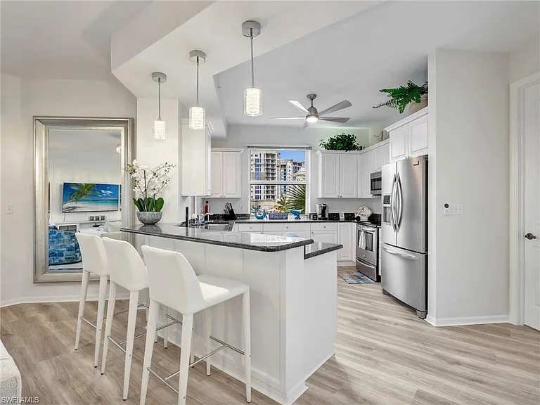 400 Flagship Dr #302 — Photo 10