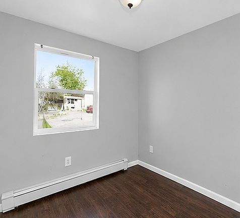 5th image of 61 14th St #16B
