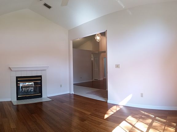 Living Room/Office/Gym