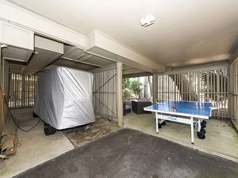 1136 Summerwind Ln — Photo 2