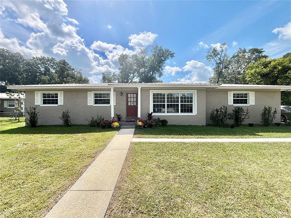 1st image of 4218 SE 14TH PLACE