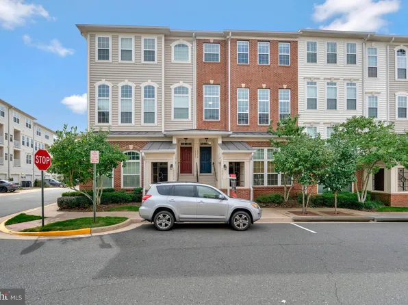 14251 Woven Willow Ln #B-98, Centreville, VA 20121
