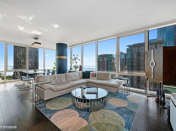 4th image of 505 N McClurg Ct APT 2203