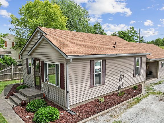 2nd image of 2909 Boyd Ave