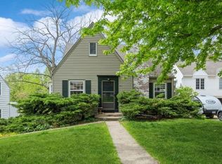 1122 58th St, Des Moines, IA 50311