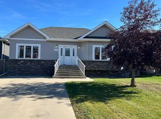 313 W 12th St SE, Slave Lake, AB T0G2A3