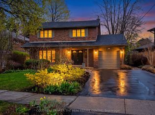 11 Dunlace Dr, Toronto, ON M2L 2R8