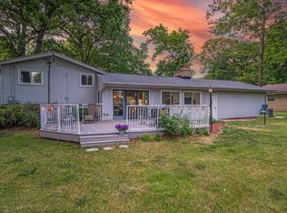 14615 W Gatewood Ct, New Berlin, WI 53151