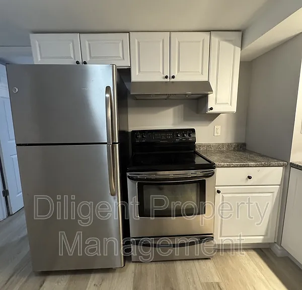 736 Stormont St #LOWER — Photo 7