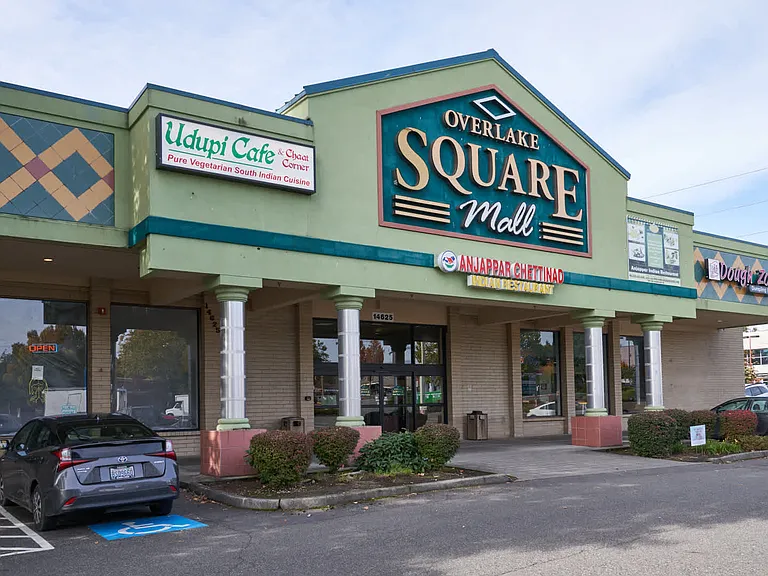 Less than 2 miles from Overlake Square.