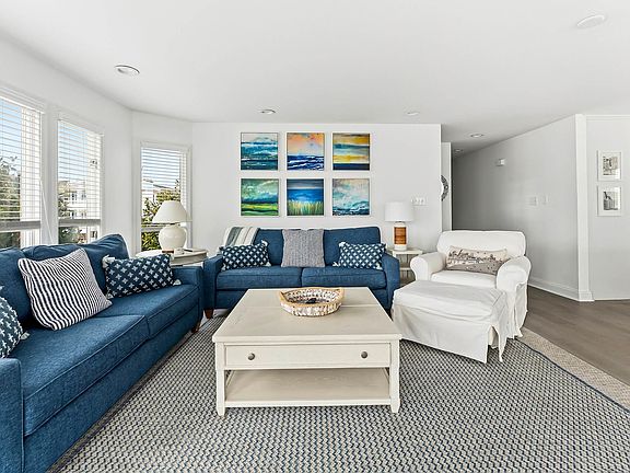 4th image of 401 54th St #401