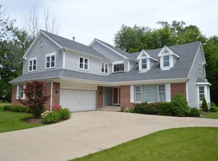71 Pinyon Pine Ct S, Buffalo Grove, IL 60089
