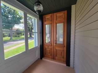 5521 Broadway St #1, Lancaster, NY 14086