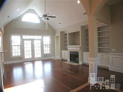 2nd image of 1108 Rollingwood Drive