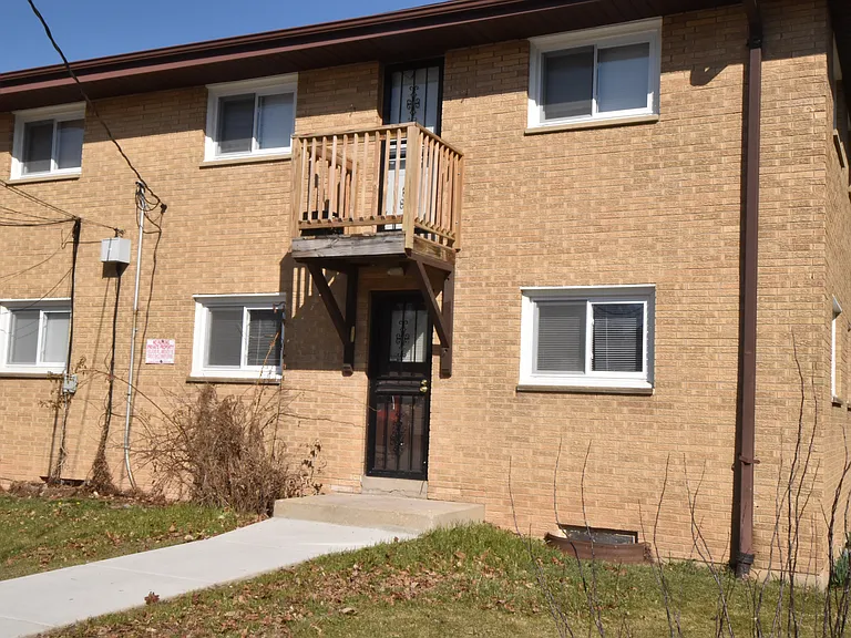 7935 W Congress St #2 — Photo 19