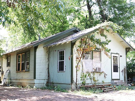 2nd image of 4508 Nixon Ln