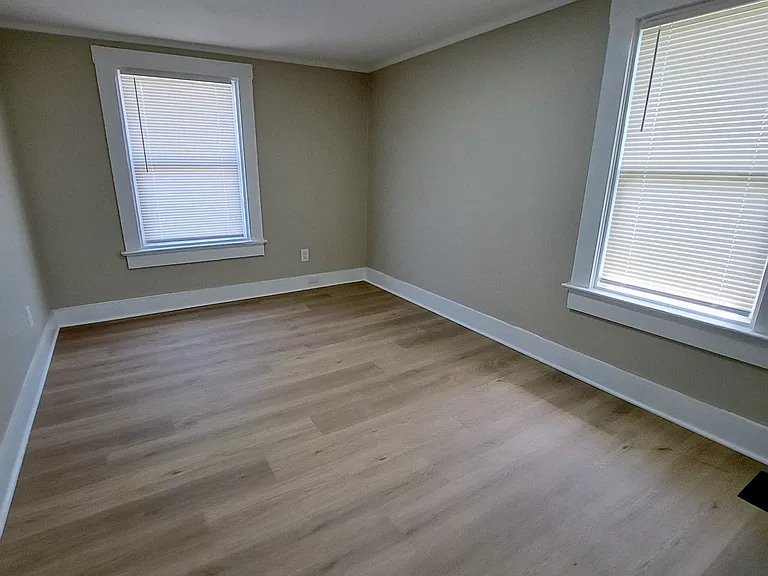 625 Rice St — Photo 8