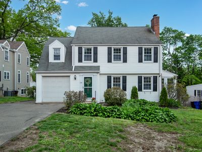 116 Whiting Lane, West Hartford, CT, 06119
