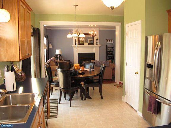 5th image of 51 Mailly Dr