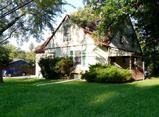 1860 N Maple Rd, Ann Arbor, MI 48103