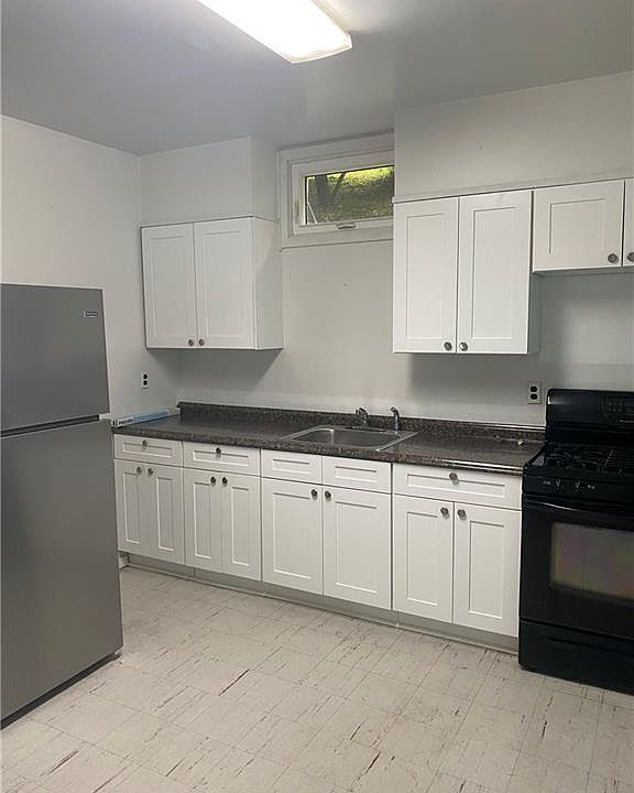 1st image of 148 New Broadway