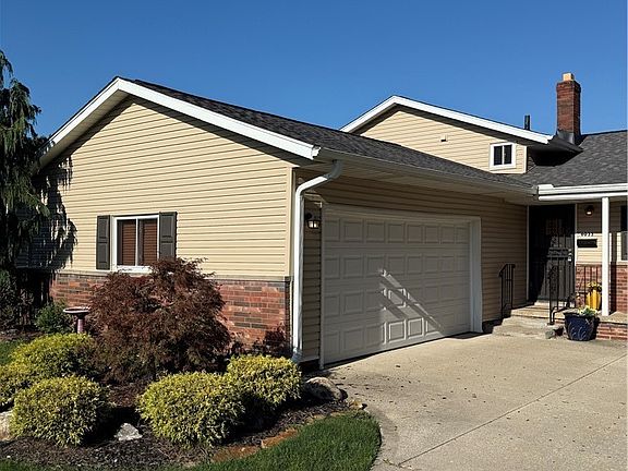 2nd image of 6033 Sweet Birch Dr