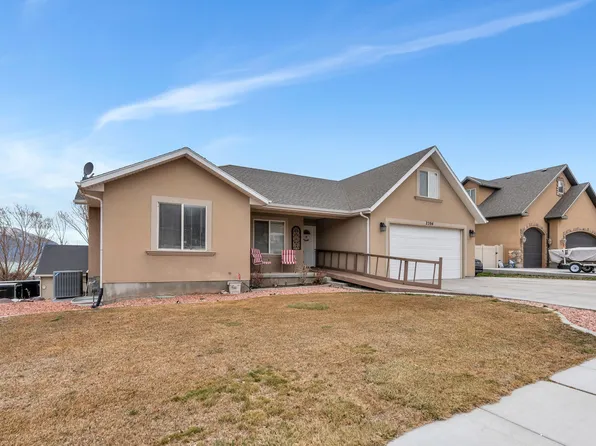 2394 S Palomino Dr, Saratoga Springs, UT 84045