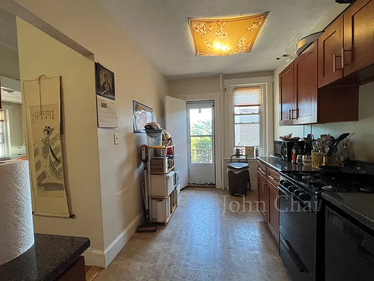 8 Vinal St #14 — Photo 11