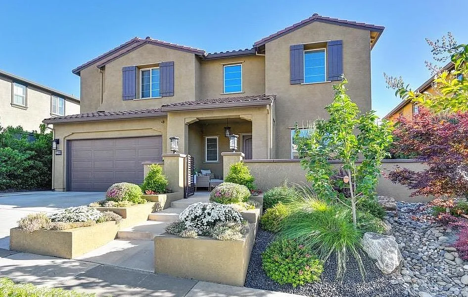 5180 Brentford Way photo 1