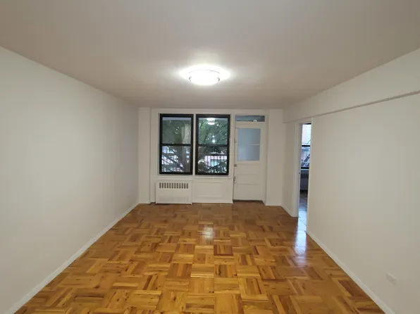 611 Banner Ave, Brooklyn, NY