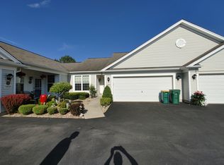 13528 Delaney Rd, Huntley, IL 60142