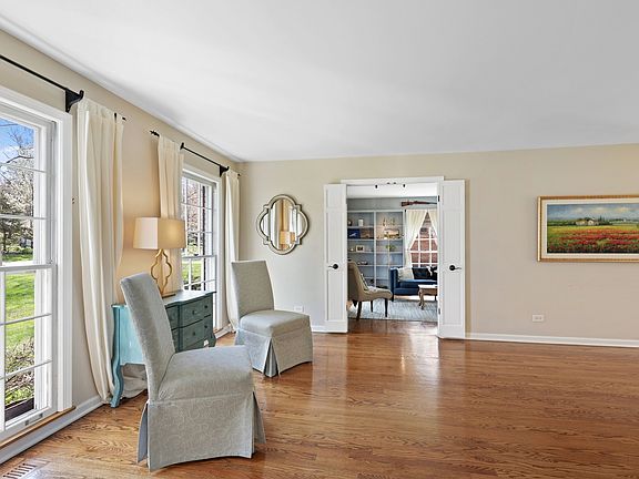 5th image of 510 Beverly Pl