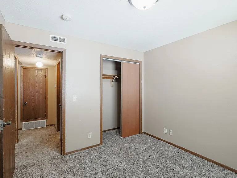 4225 N 60th St #5 — Photo 7