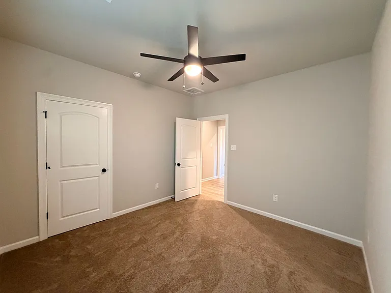 187 Berkshire Pl — Photo 24