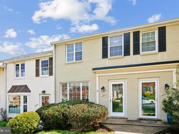 2311 N Dearing St, Alexandria, VA 22302