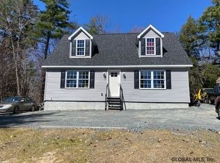 19 N Shore Rd, Petersburgh, NY 12138