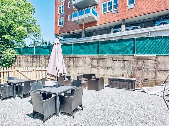 2nd image of 34 Westview Ave APT 2D