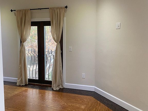 4th image of 17515 Balsam Ave