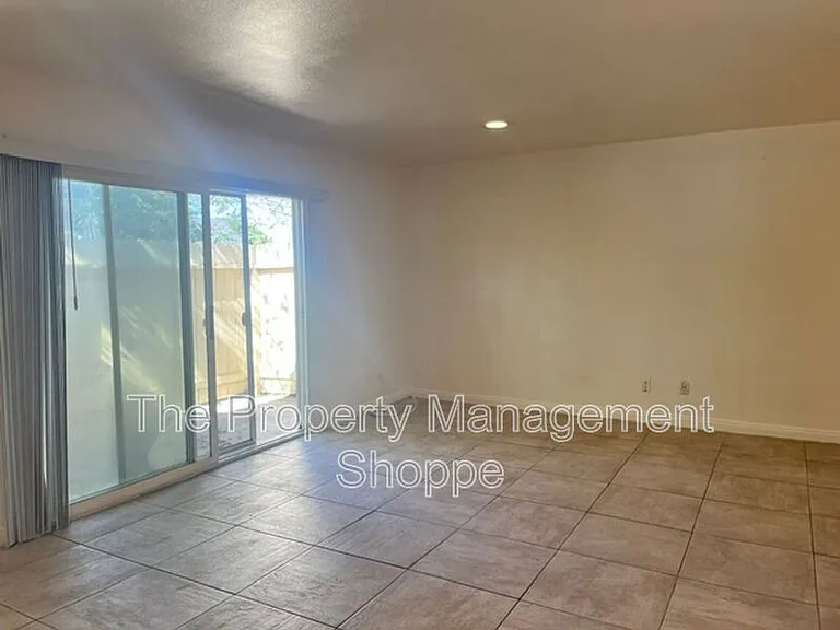 2758 Bolker Dr — Photo 13
