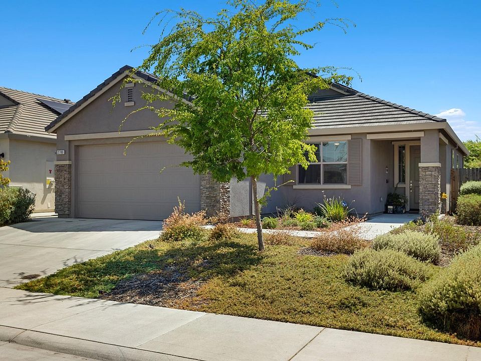 1st image of 2780 Christalina Ct