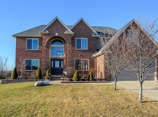8290 Jack Pine Cir, Ypsilanti, MI 48197