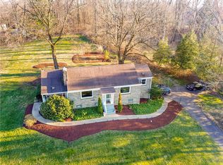 210 Johnston Rd, Pittsburgh, PA 15241